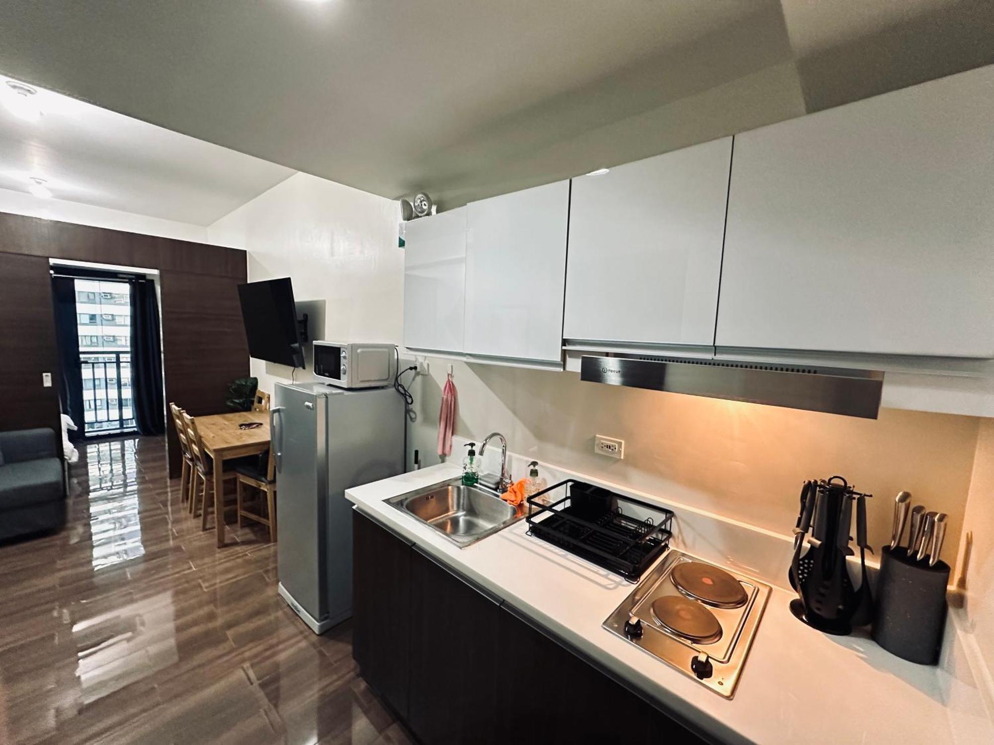 Heart Of Makati, Fully Furnished Condo, Cbd Central Location Макати Экстерьер фото